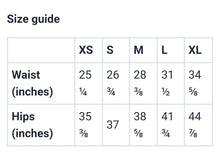 Load image into Gallery viewer, 9:15 Palette - Green - Yoga Shorts