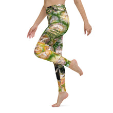 Load image into Gallery viewer, Pineapple Design - Yoga Leggings